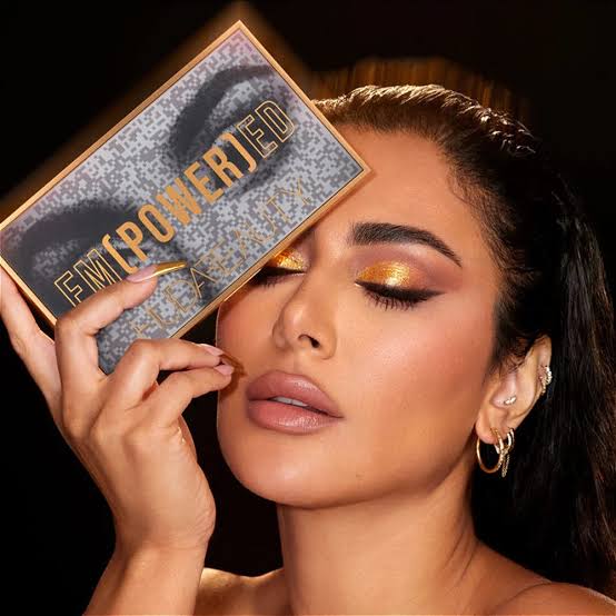 Huda Beauty Empowered Eyeshadow Palette
