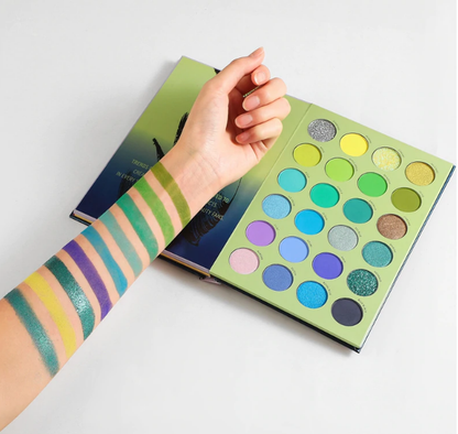 BEAUTY GLAZED- Color Shades Eyeshadow Palette (72 Colors )