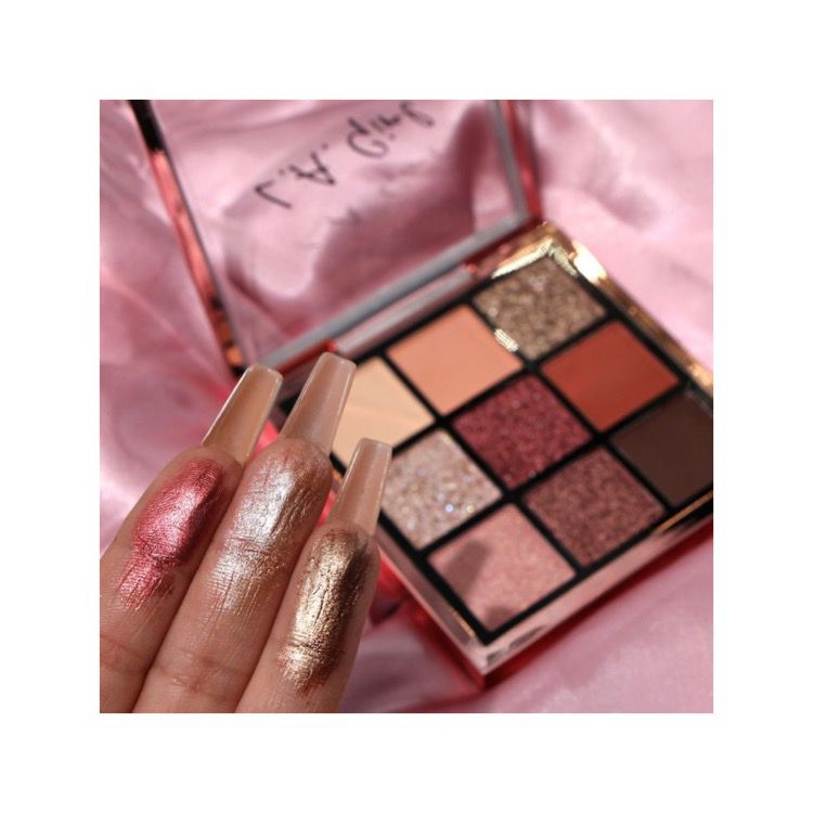 L.A. Girl Eyeshadow Palette – 9 Colors