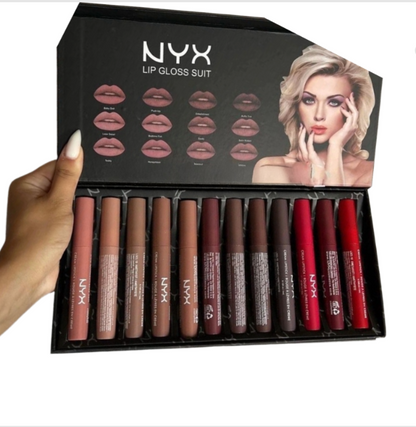 علبة أحمر شفاه NYX 12 لونًا