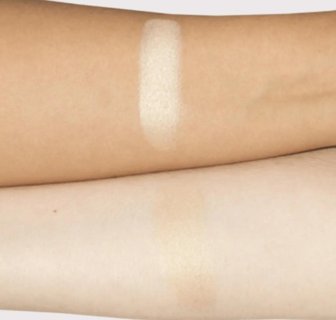 MARY-LOU MANIZER® Highlighter Powder