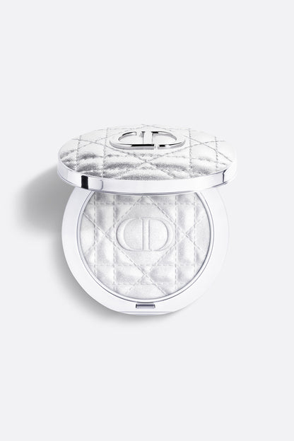 Dior Forever Glow Luminizer Highlighters